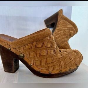 Ugg Australia Lynnea weave brown arroyo clogs sz 9